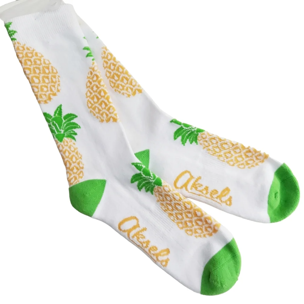Aksels" Pineapple Print Socks-*NWOT* - Picture 2 of 3